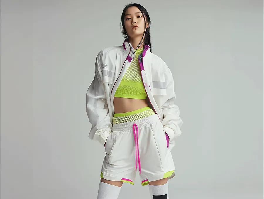 超多案例！四个章节读懂2026潘通年度色「云上舞白」