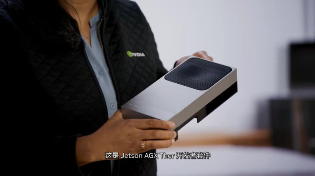 英伟达机器人高性能计算平台上市